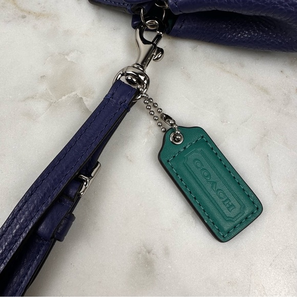 Coach Park Colorblock Leather Large Clutch Wristlet Blue Green Turnlock NWT - Picture 7 of 7